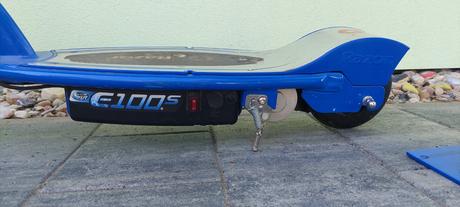 Elektrická koloběžka razor e100s, razor