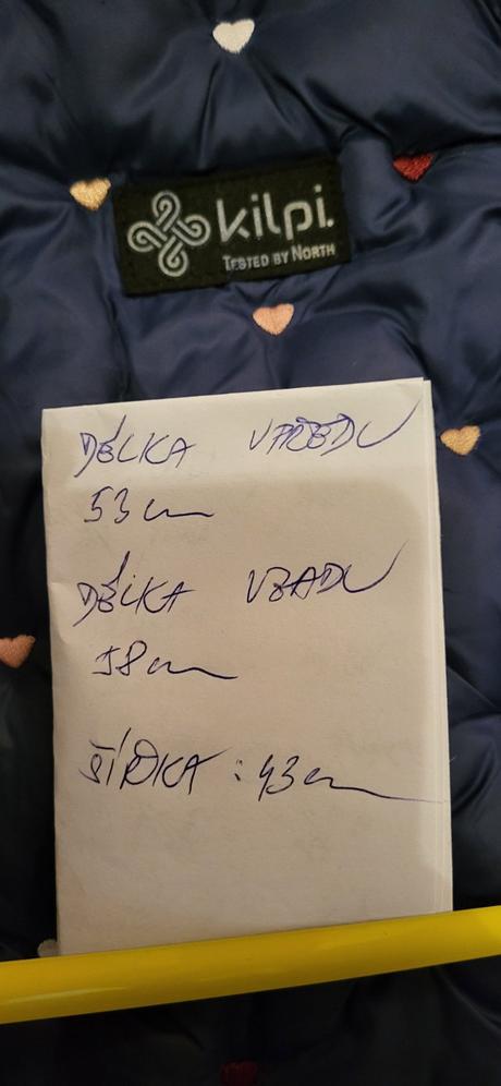 Vesta se srdíčky zn. kilpi vel. 134/140, 134