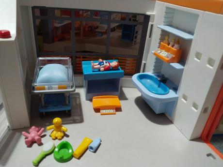 Playmobil nemocnice,vrtulník a sanitka,