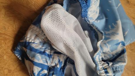 Kraťasy a plátěné kalhoty, 116