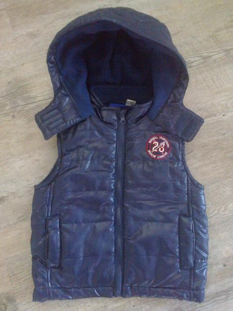 Vesta s kapucí, lupilu,92