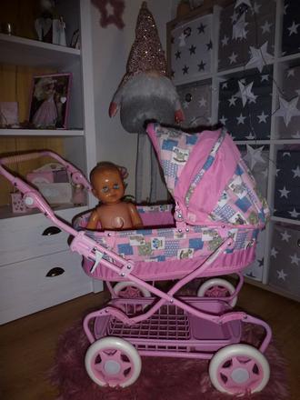 Houpací kočárek pro panenky +retro panenka miminko, 