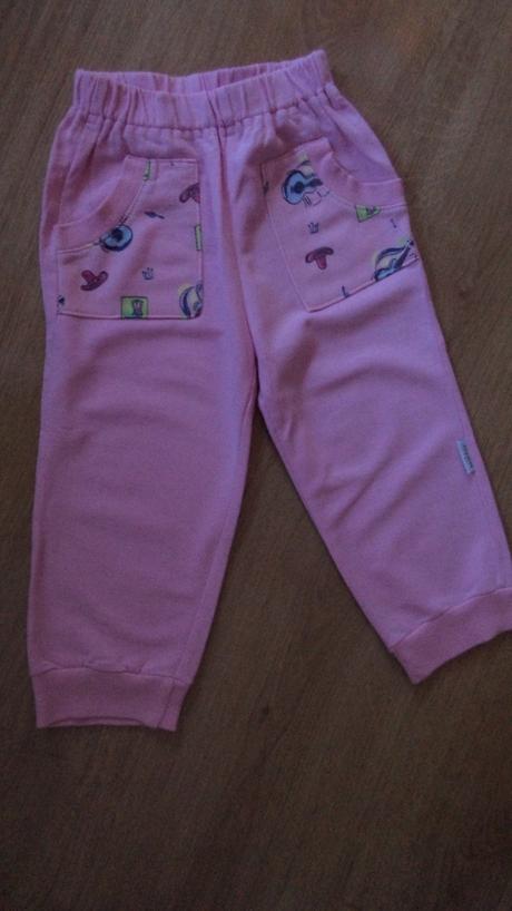 Tepláková souprava a triko  č.258, loana,80