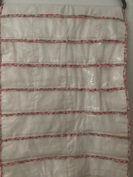 Závěsný organizér na šperky, hračky a jine tcm, 