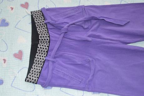 140 fialové tepláky, 140