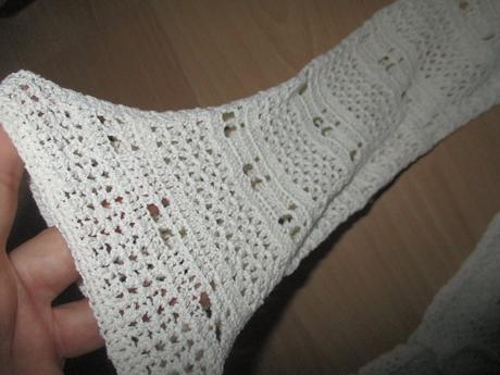 Háčkovaný svetřík, xs