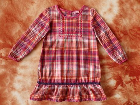 Krásné šatičky pro holčičku, cherokee,116