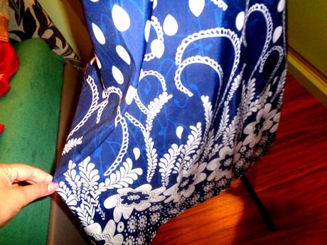 Krásné modré chladivé šaty, xl