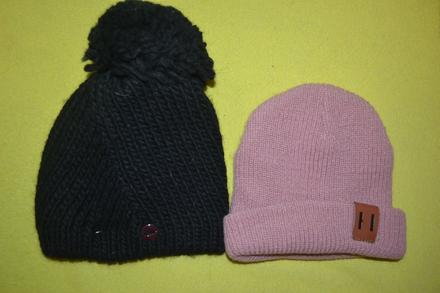 2x zimní čepice dívčí 3-5 let, mayoral,122