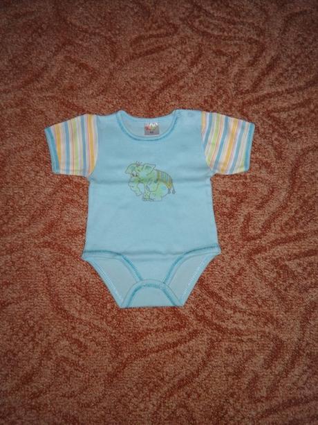 Body s krátkým rukávem, 68