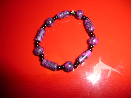 Náramek bižuterie,