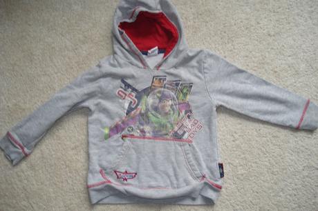 Mikina na lítačku, disney,110