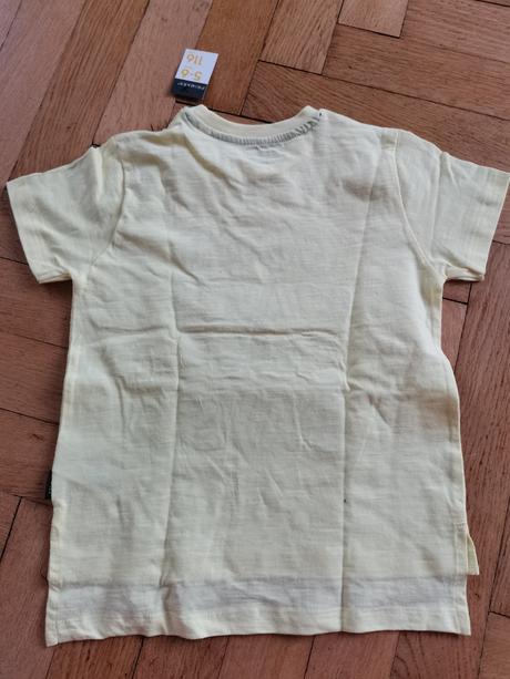 Tričko 3d vel. 110 a 116, primark,110