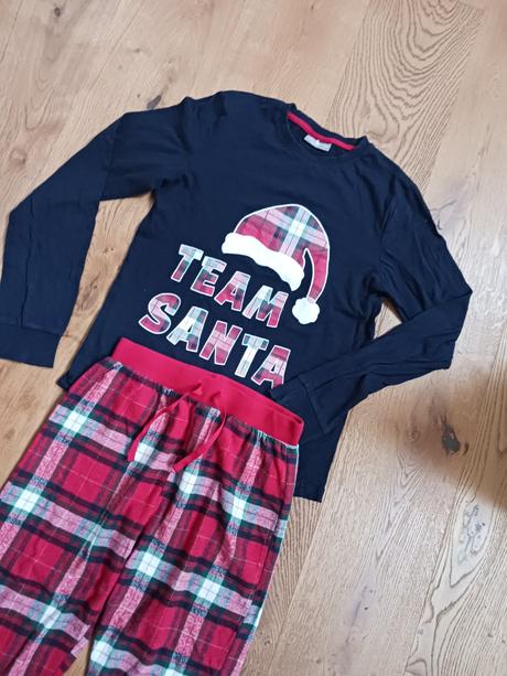 Pyžamko č.146/152, 146