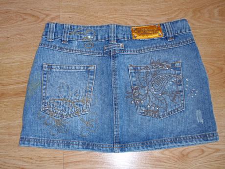 Džínová sukně, 34