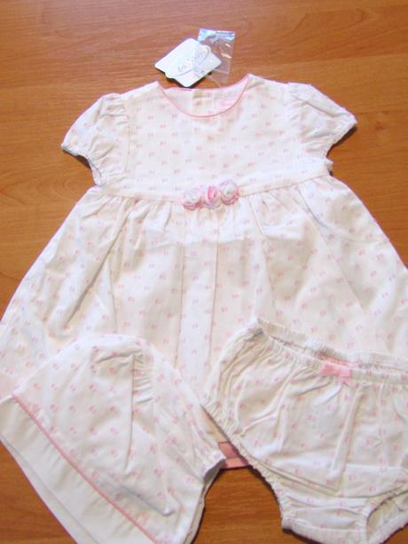 Dívčí šatičky +čepička+kalhotky vel 56-62, mayoral,62