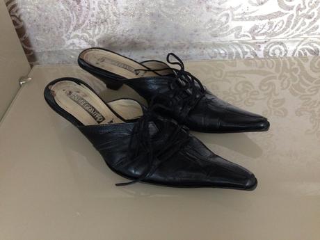 Slippers černé špičaté pantoflíčky 36-37 nazouvací, 36