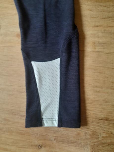 Sportovni souprava - mikina, leginy, tricko,v.134, decathlon,134