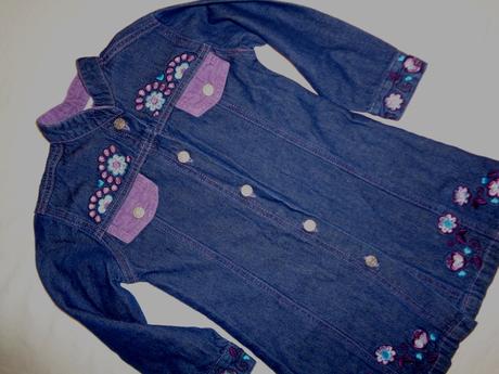 Luxusní vyšívané riflové šaty, 98