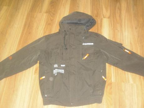 Chlapecká bunda, 164