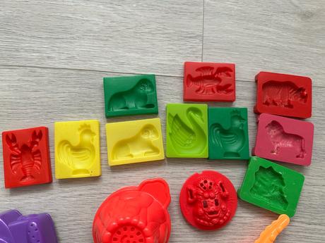 Doplňky pro modelínu play-doh,