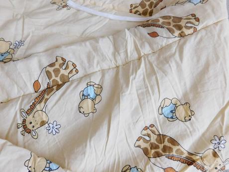 Mantinel do postýlky žirafky, šířka (cm): 30,délka (cm): 150