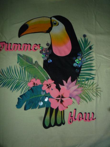 Krátké triko s třpytivým papouškem vel. 146, takko,146