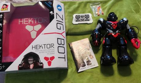 Made robot hektor mluví česky a rapuje,