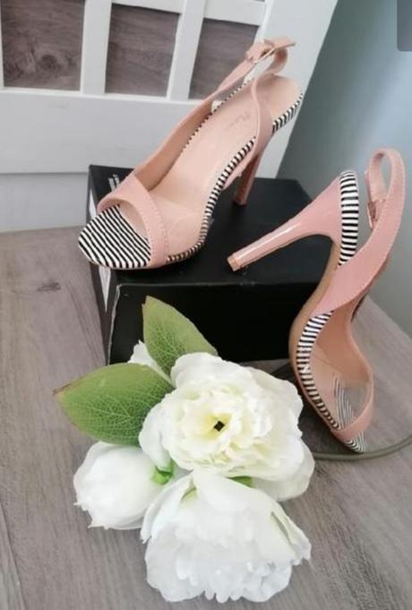 Béžové sandálky, 36