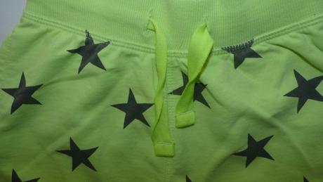 Neonové kraťasy s hvězdičkami kol.2019, next,80