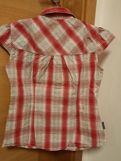 Halenka clock house vel. 157 + bushman, c&a,158