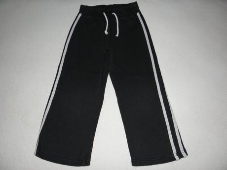 Černé tepláky zn. next vel.116/122, next,116