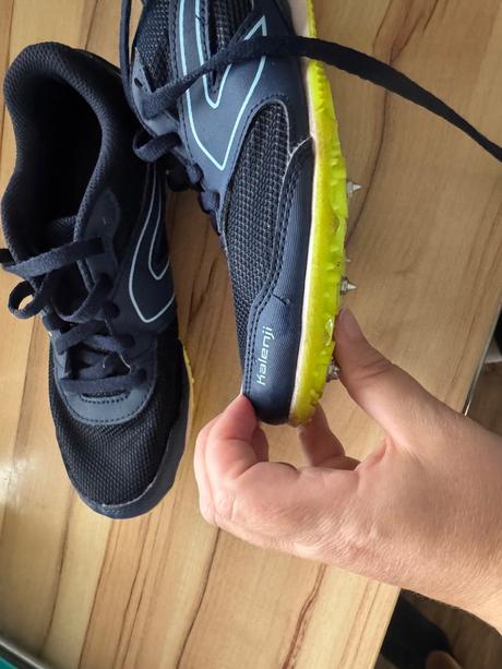 Atletické tretry, 37