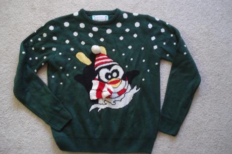 Svetr s tučnákem, l