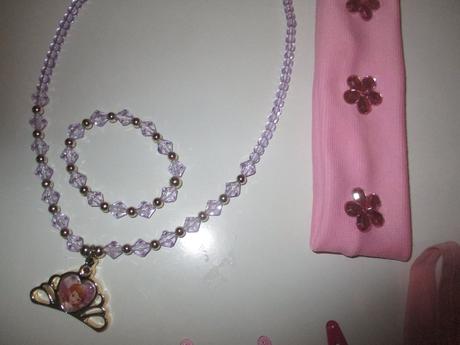 Sponečky, čelenky, hřeben, 