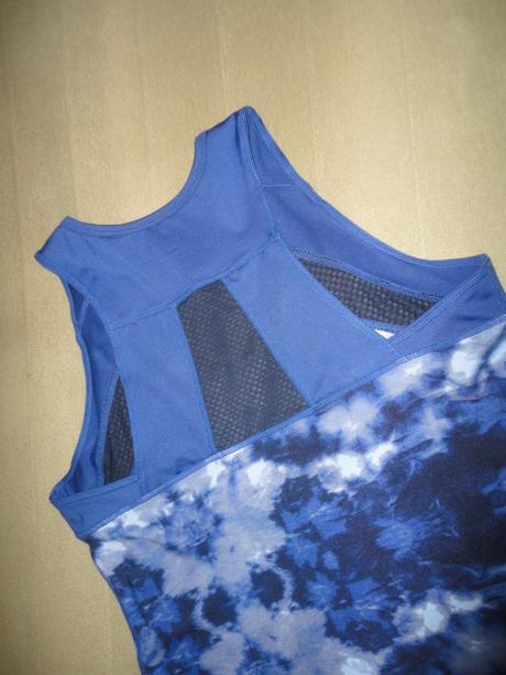 Jako nové funkční tílko tu, vel. 40/42 (12-14), 40