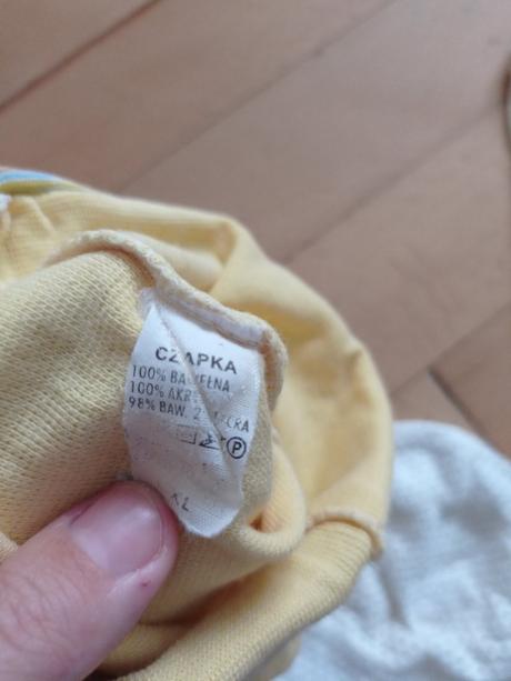 Čepice vel. 62-68, cca 41-44 cm, yetty,62