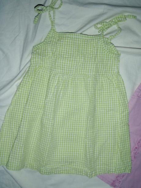 Krásné zelené šaty a růžová šatovka, kimbaloo,92