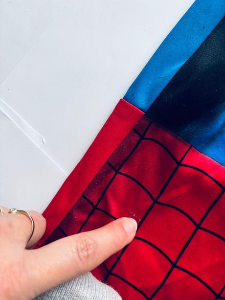 Ob/ kostým spiderman- v.3/4 roky, 