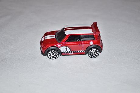 Auto hot wheels angličák,