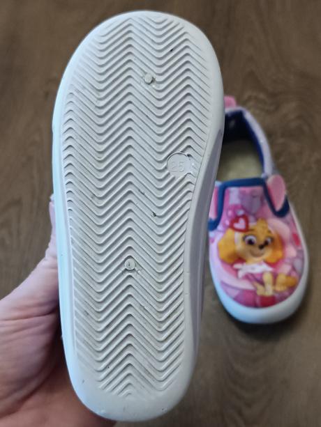 2x dívčí bačkorky paw patrol a čechtín, vel.25, 25