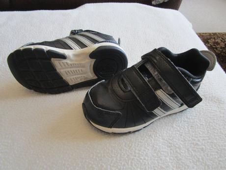 Černé kožené tenisky adidas, č. 23, stélka 14 cm, adidas,23