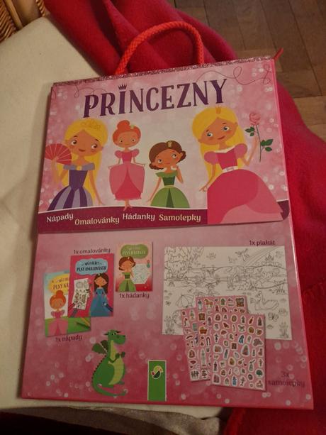 Kufřík s omalovánkami,nálepky,princezny,