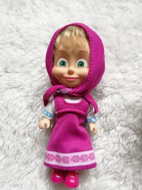 Máša a tučňák ve vajíčku, simba, 