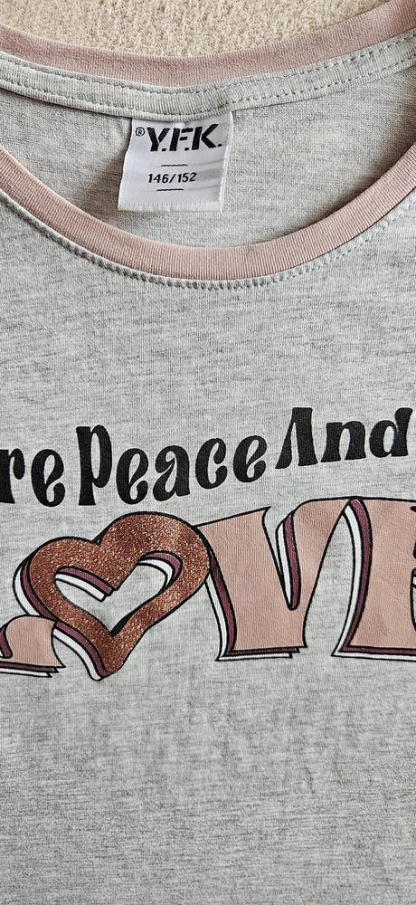 Dívčí kratší tričko, vel.146/152, zn.y.f.k., 146