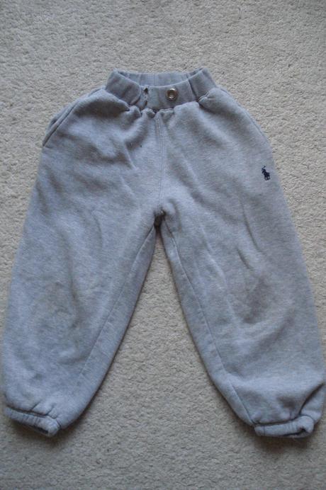 Tepláky na lítačku, 122