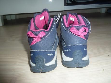 Vysoké nepromokavé turistické boty, decathlon, 32