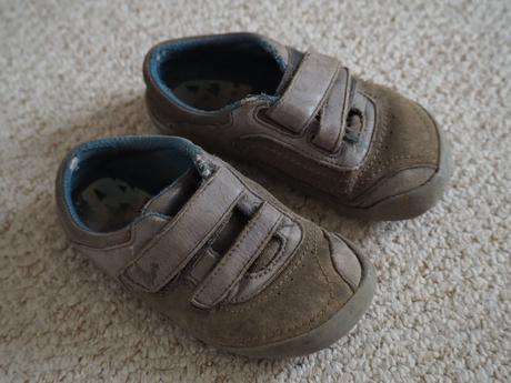 Barefoot celoročky, vivobarefoot,28