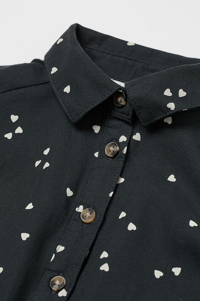 Dívčí košilové šaty h&m srdíčkové s páskem vel.104, h&m,104