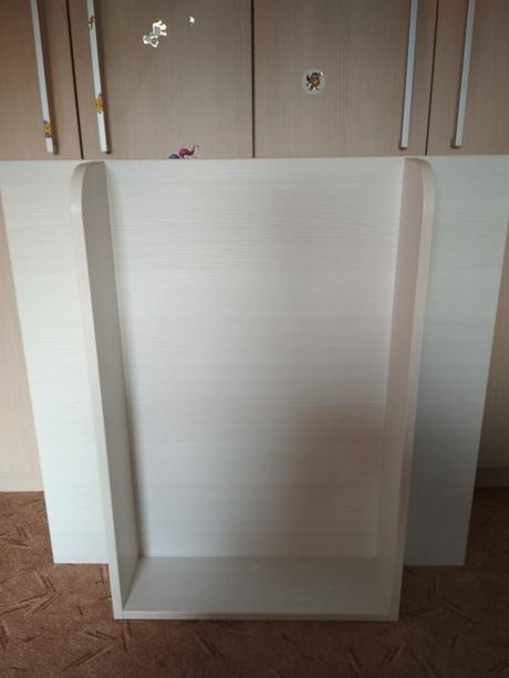 Přebalovací deska na komodu, 